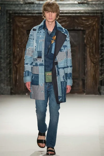 Look 65